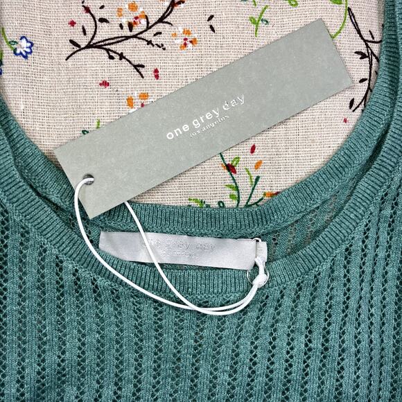One Grey Day Knitted Scoop Tank Top Green XS Pointelle Stitch Sheer Ribbed Boho - Picture 4 of 5